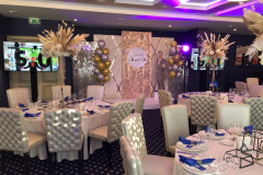 Праздничный-банкет-в-зале-Дорчестер-с-техническим-оснащением