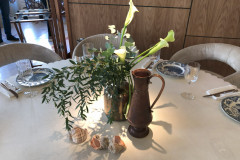 Авторская-сервировка-в-элегантном-зале