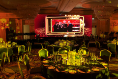 Кристально-четкое-изображение-на-LED-экране-во-время-мероприятия