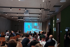 Показ-презентаций-на-конференции-качественное-изображение-и-звук-от-Nikolaev-Pro